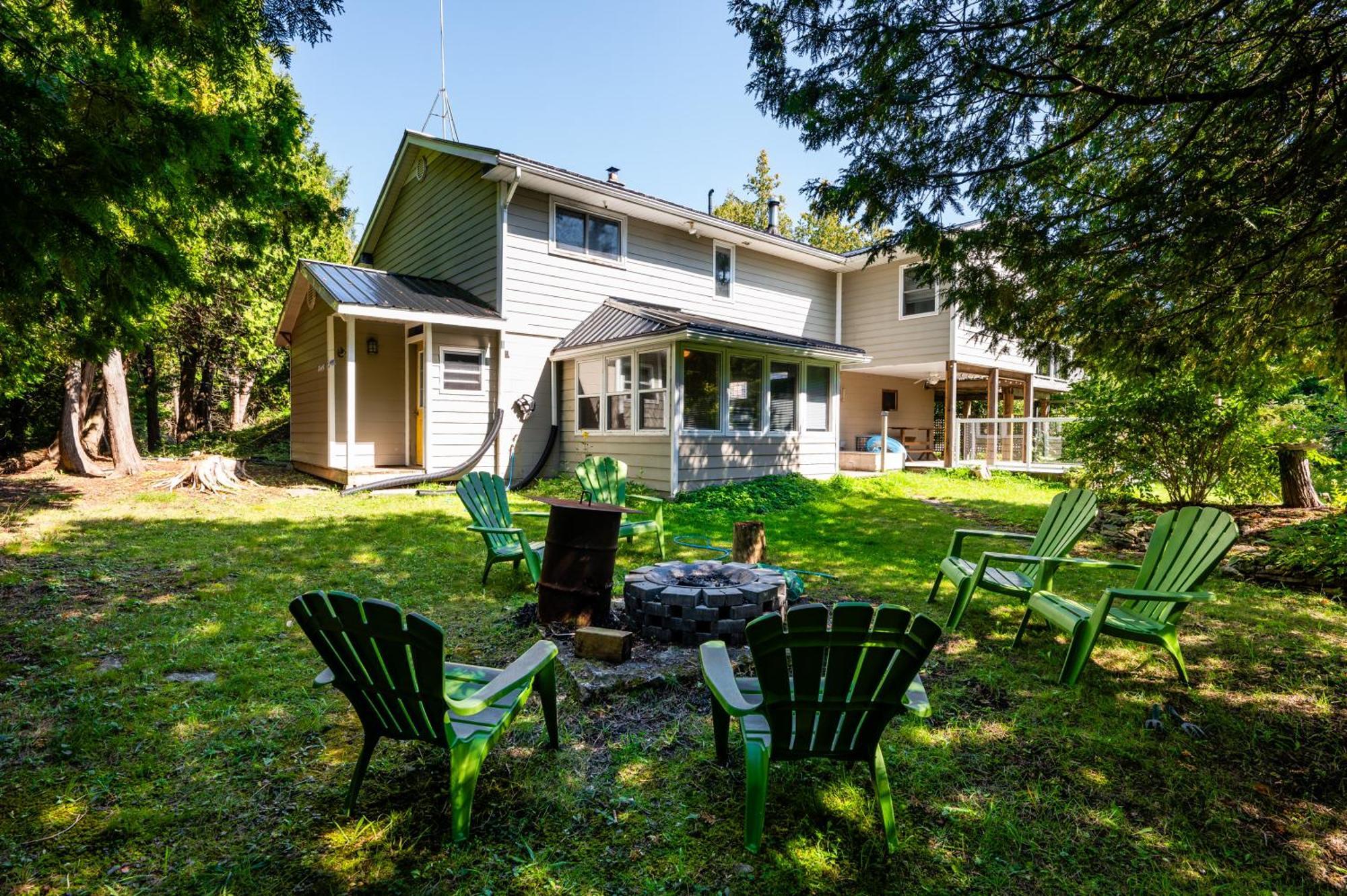 Kayak Cove - Tobermory Villa Bagian luar foto